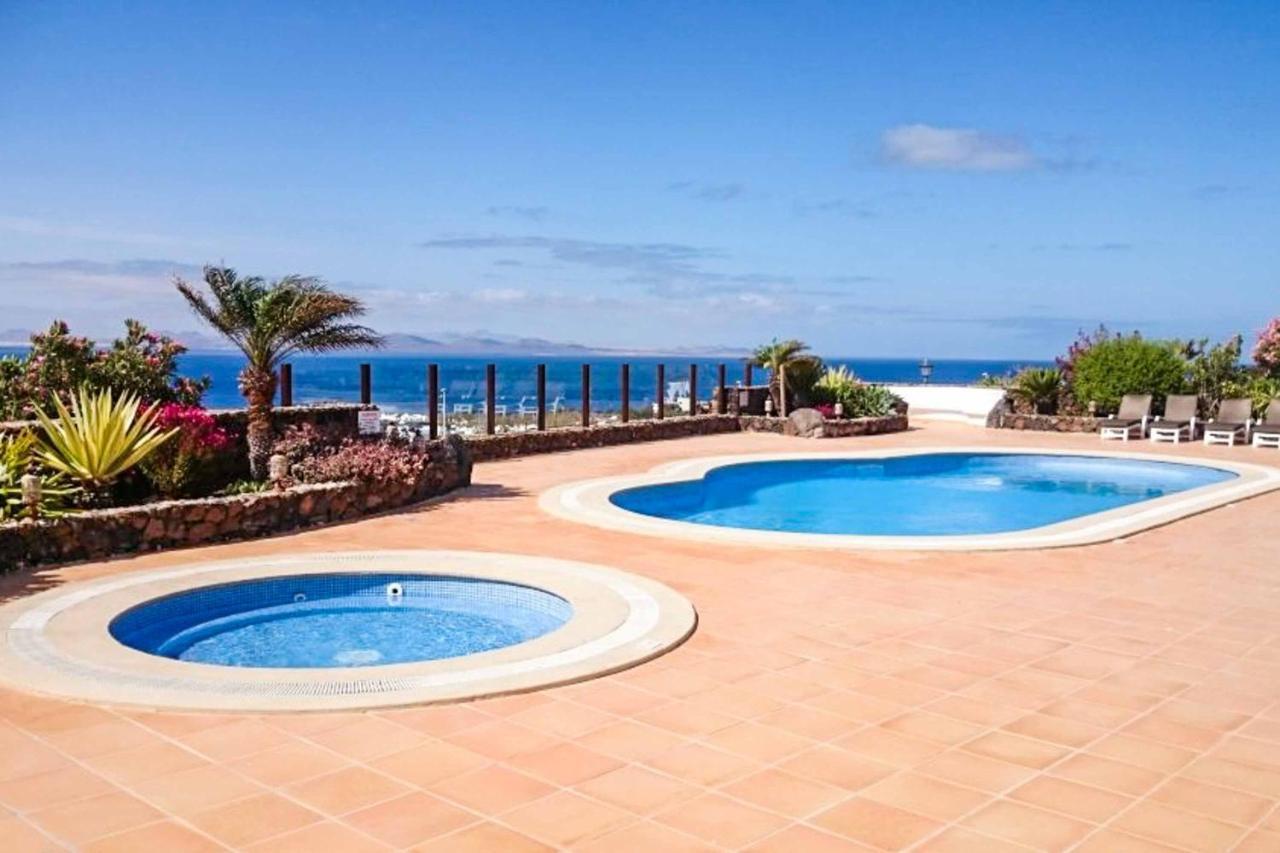 Luxury Villa for sale in Playa Blanca with the Most Beautiful Panoramic Views