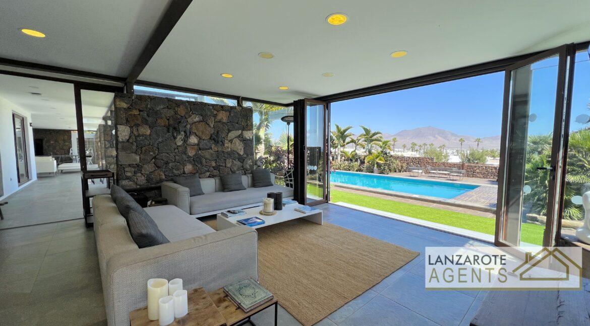 Playa Blanca Lanzarote Agents 0077