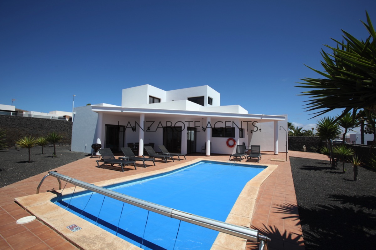 Fabulous Detached 3 Bedroom Villa for sale in Lanzarote with Garage, Private Heated Pool, Panoramic Sea Views and Vv Tourist License