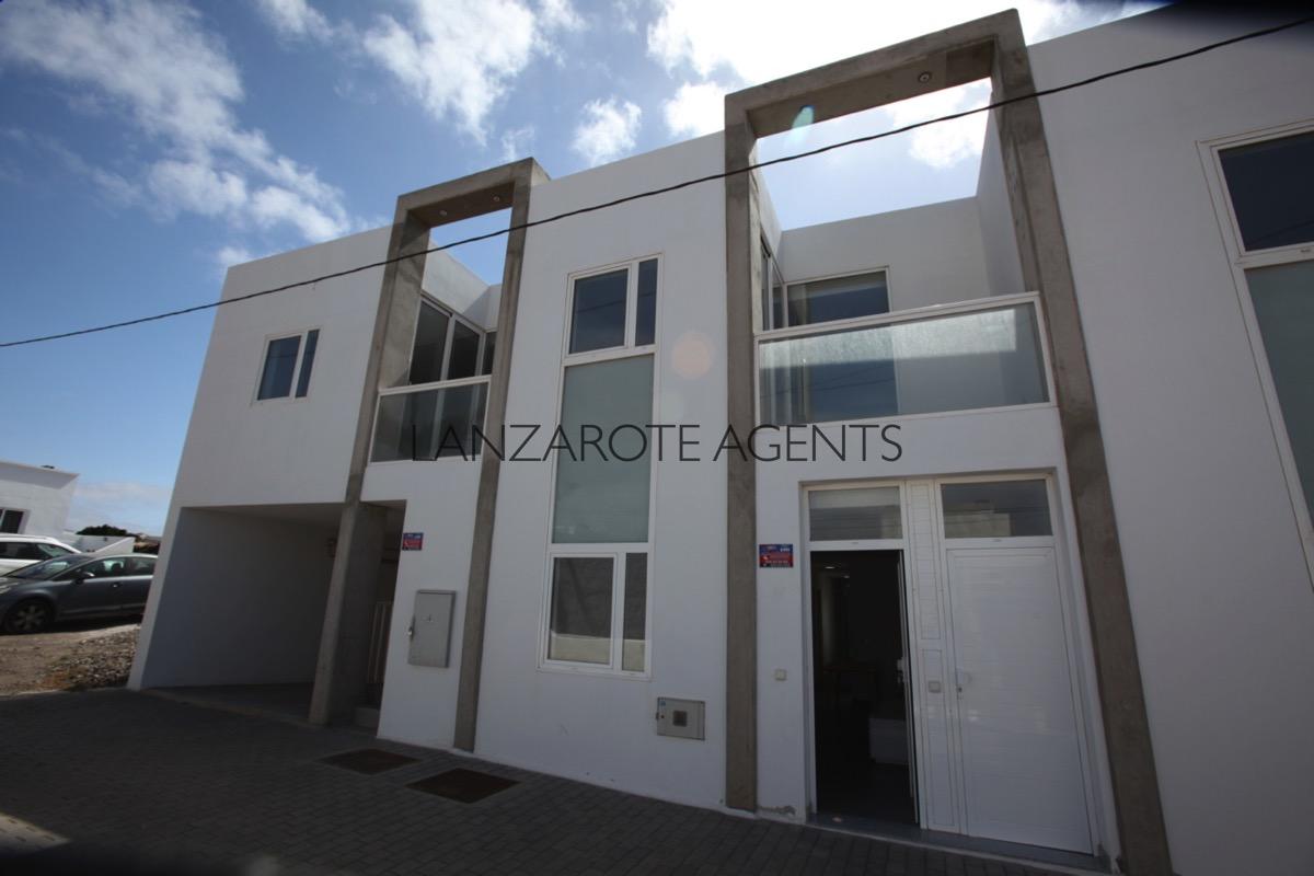 Newly Built 3 Bedroom Modern Apartment in Tahiche at only 10 min From Costa Teguise