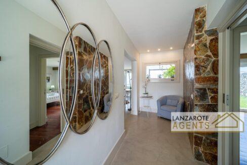 Puerto Calero Lanzarote Agents 0004