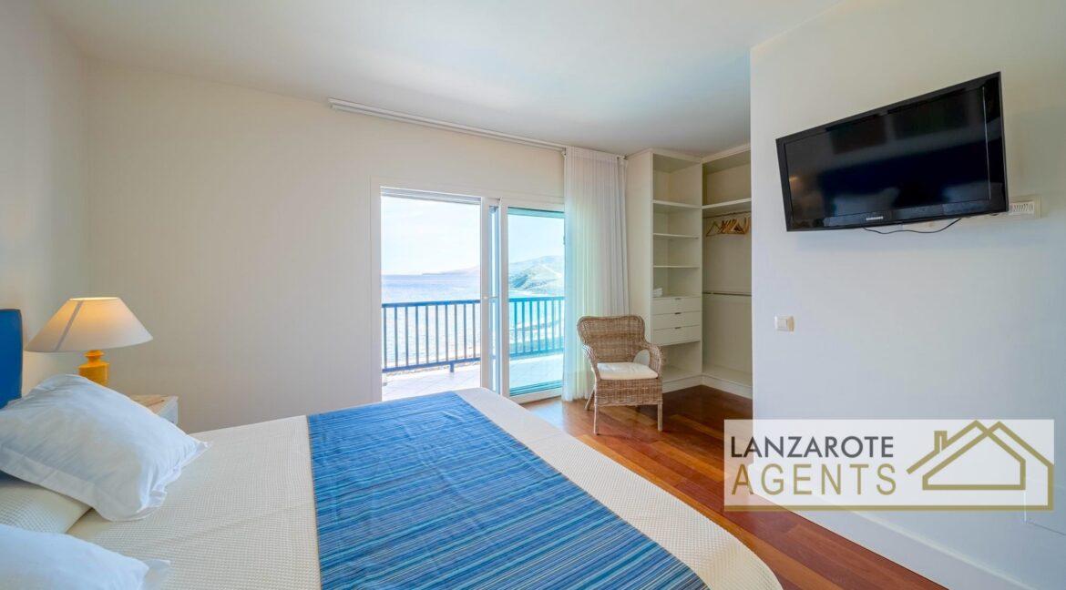 Puerto Calero Lanzarote Agents 0017