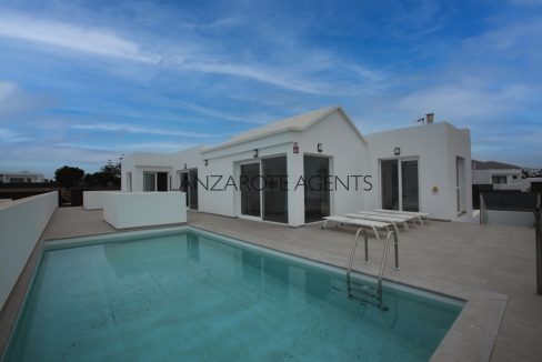 Fabulous New Built Detached 4 Bedroom Villa for sale in Lanzarote in Marian Rubicon with Private Pool and at 5 min Walk to Marian Rubicon