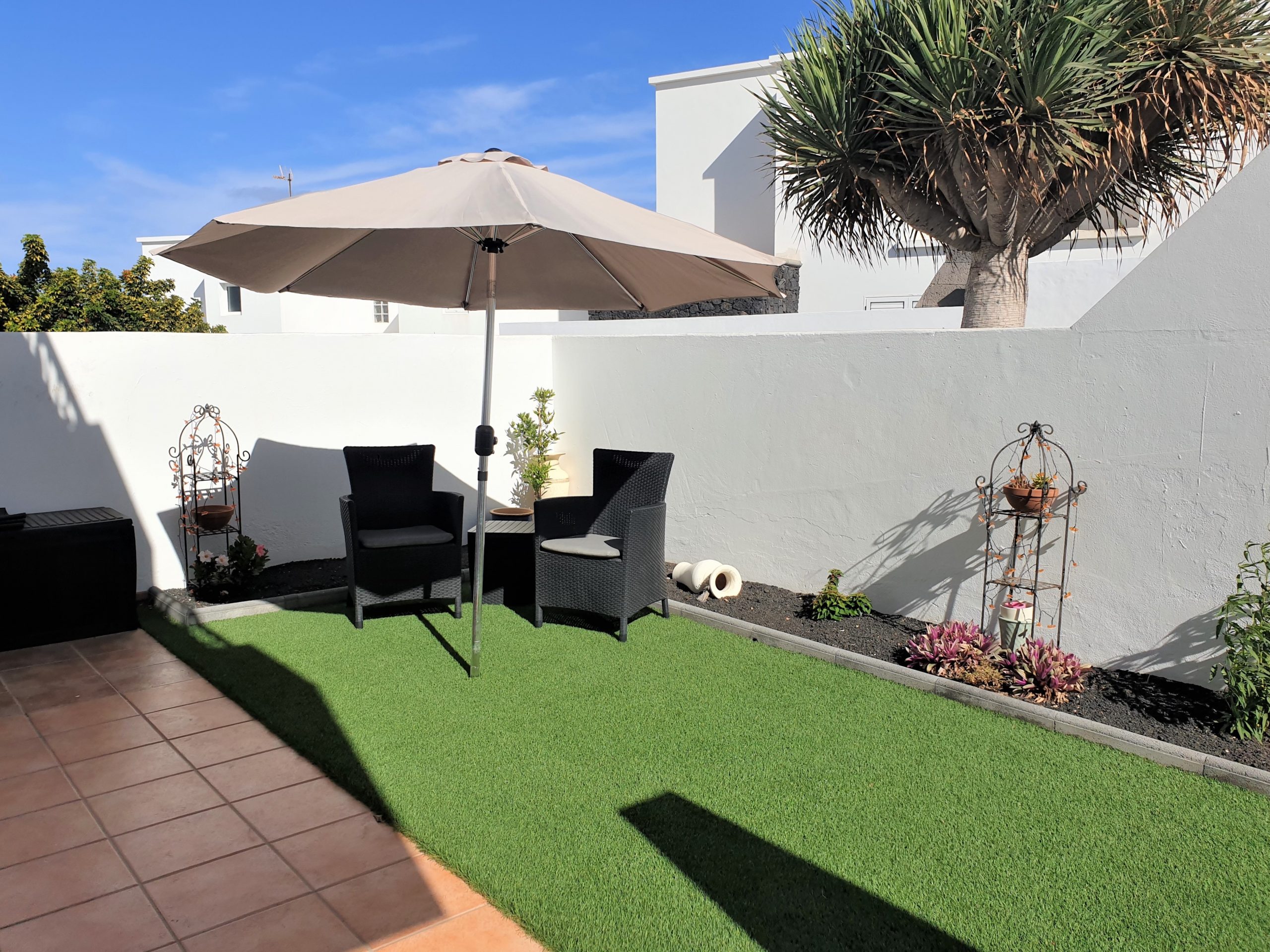 Immaculate Detached 3 Bedroom Villa for sale in Lanzarote, Tias with Panoramic Sea and Mountain Views, Ready to Move In