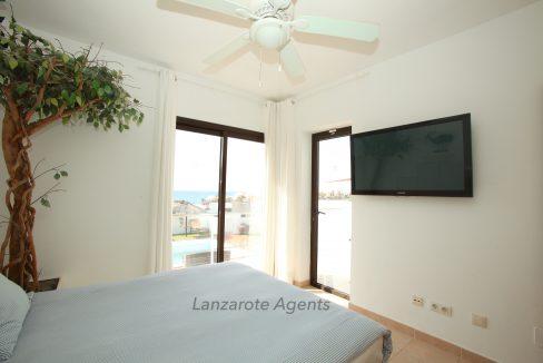 Playa Blanca -- www.lanzaroteagents.com0018