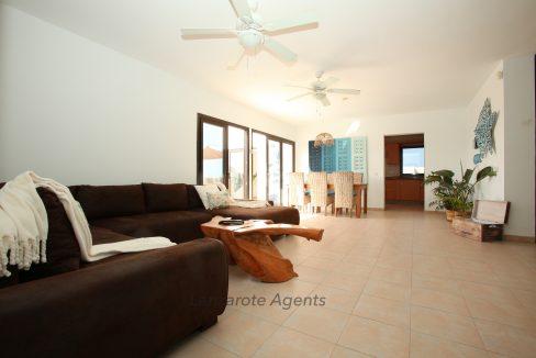 Playa Blanca -- www.lanzaroteagents.com0026