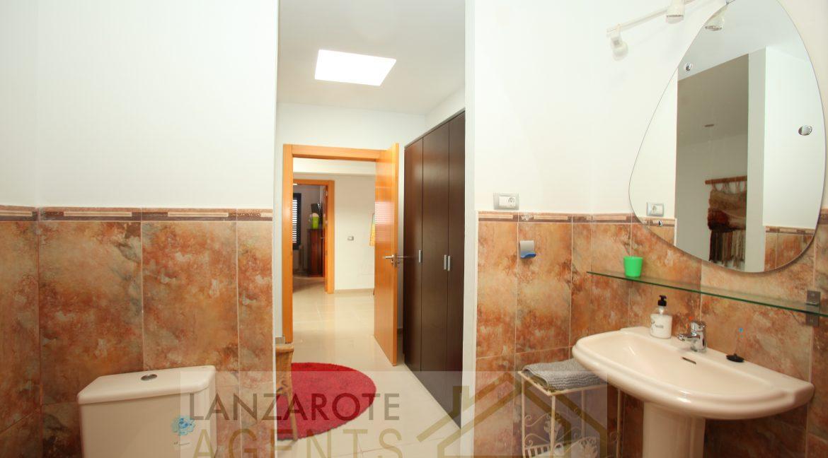 Playa Blanca -Lanzarote Agents0067