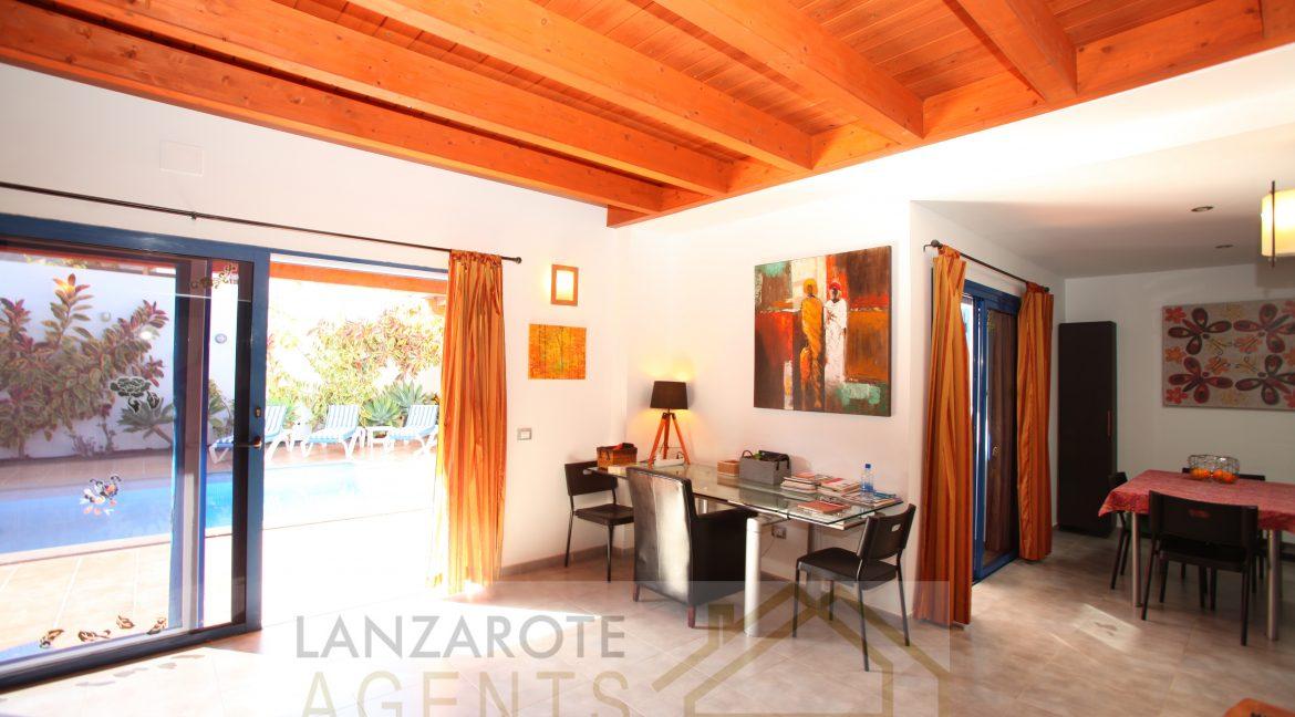 Playa Blanca -Lanzarote Agents0089