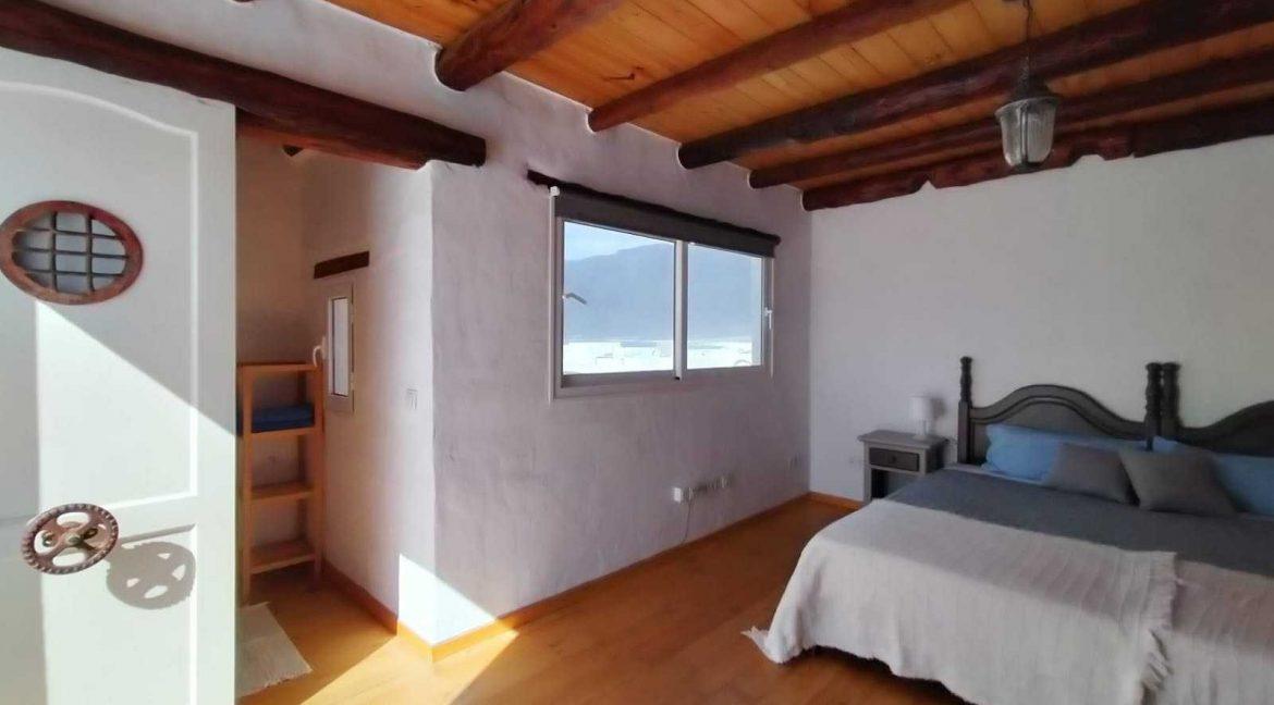 Playa Blanca -- www.lanzaroteagents.com0028