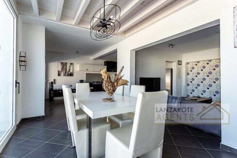 Playa Blanca -Lanzarote Agents0010