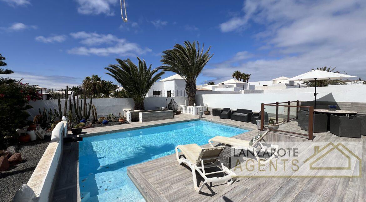 Playa Blanca -Lanzarote Agents0025