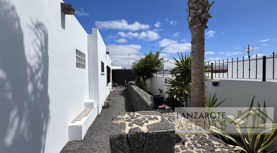 Playa Blanca -Lanzarote Agents0031