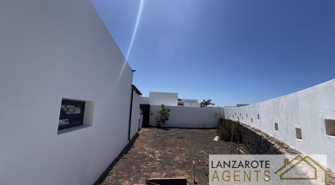 Playa Blanca- Lanzarote Agents 0008