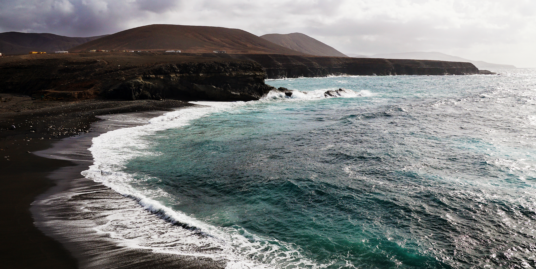 beaches in lanzarote