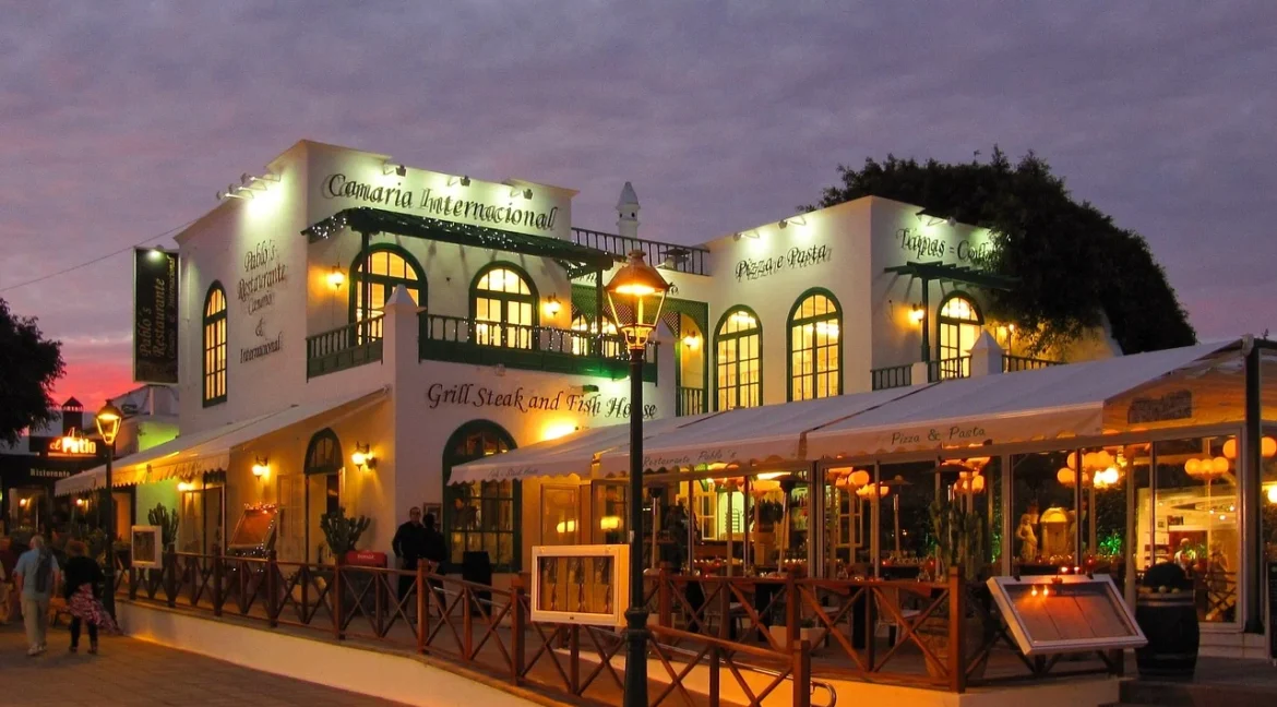 Costa Teguise Hotels