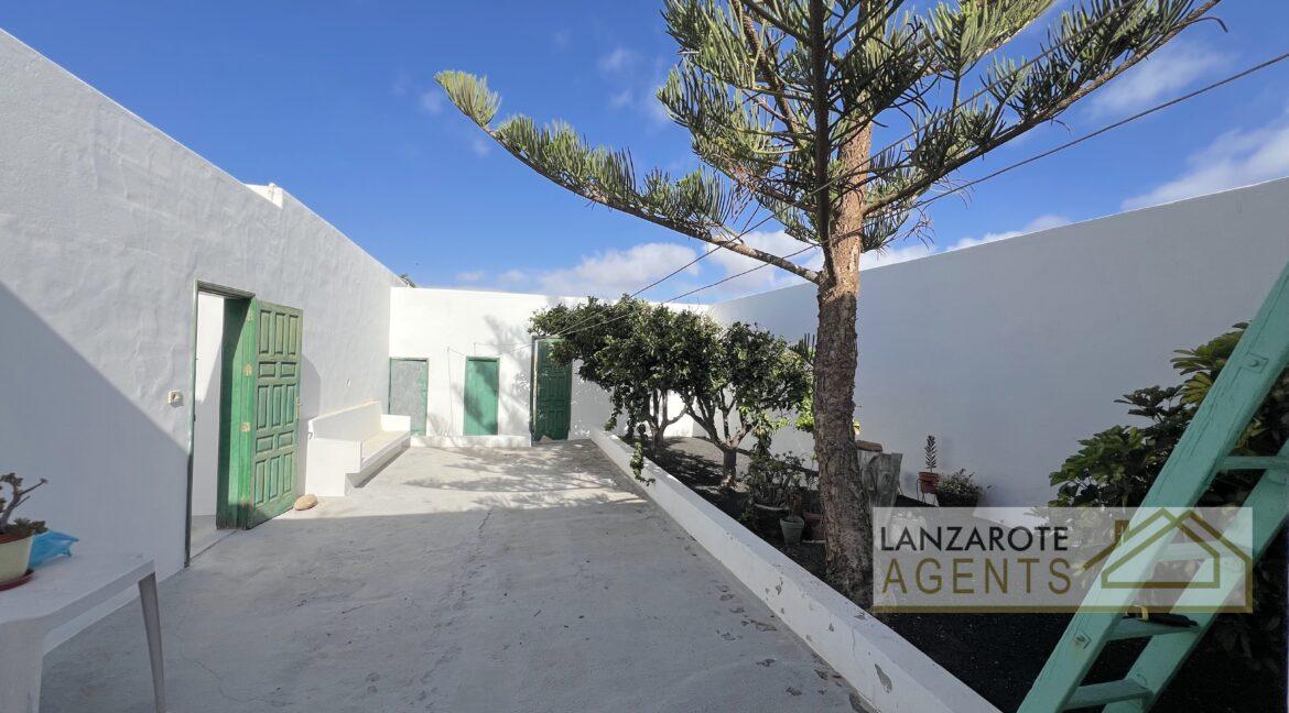 Playa Blanca - Lanzarote Agents 0034