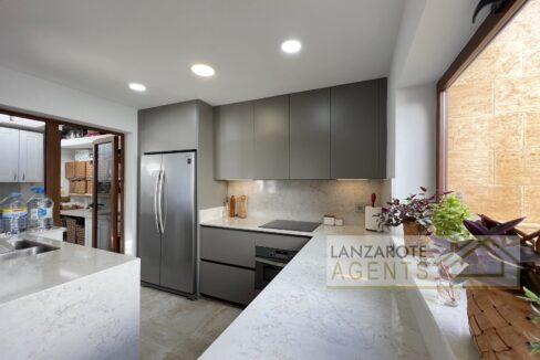 Puerto del Carmen - Lanzarote Agents 0011