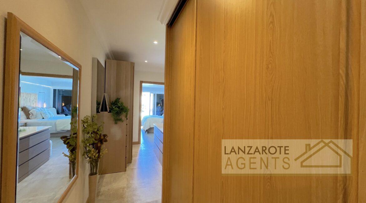Puerto del Carmen - Lanzarote Agents 0020