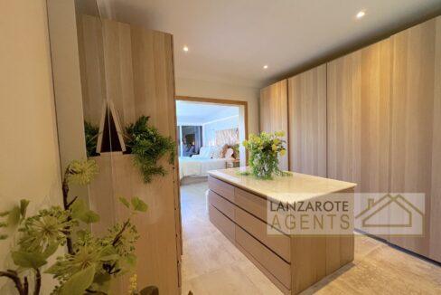 Puerto del Carmen - Lanzarote Agents 0021
