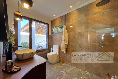 Puerto del Carmen - Lanzarote Agents 0022