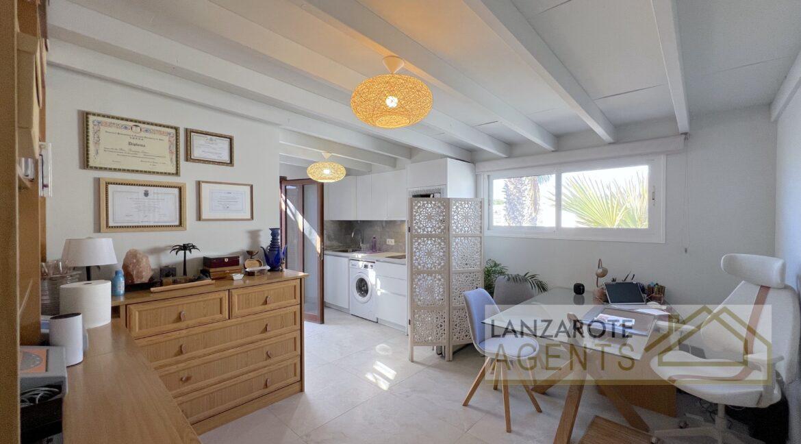 Puerto del Carmen - Lanzarote Agents 0033