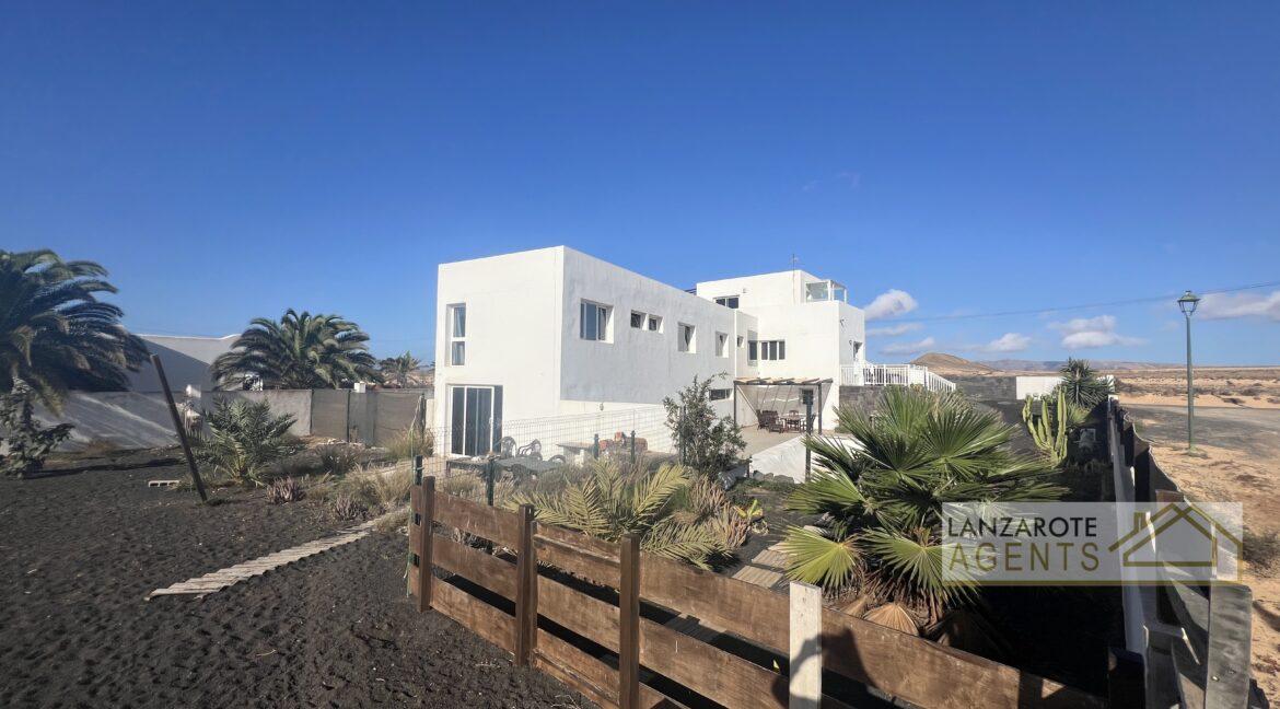 EL CUCHILLO - Lanzarote Agents 0002