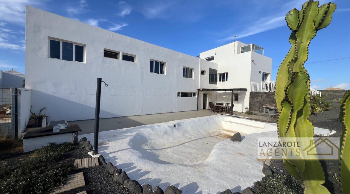 EL CUCHILLO - Lanzarote Agents 0030