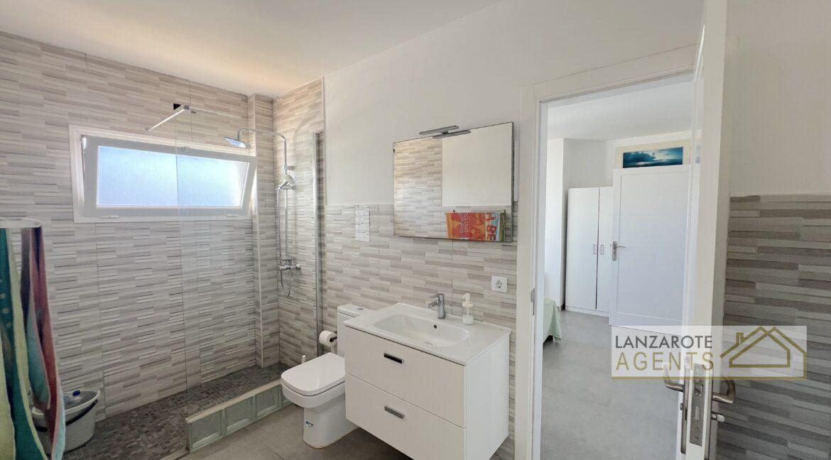 EL CUCHILLO - Lanzarote Agents 0044