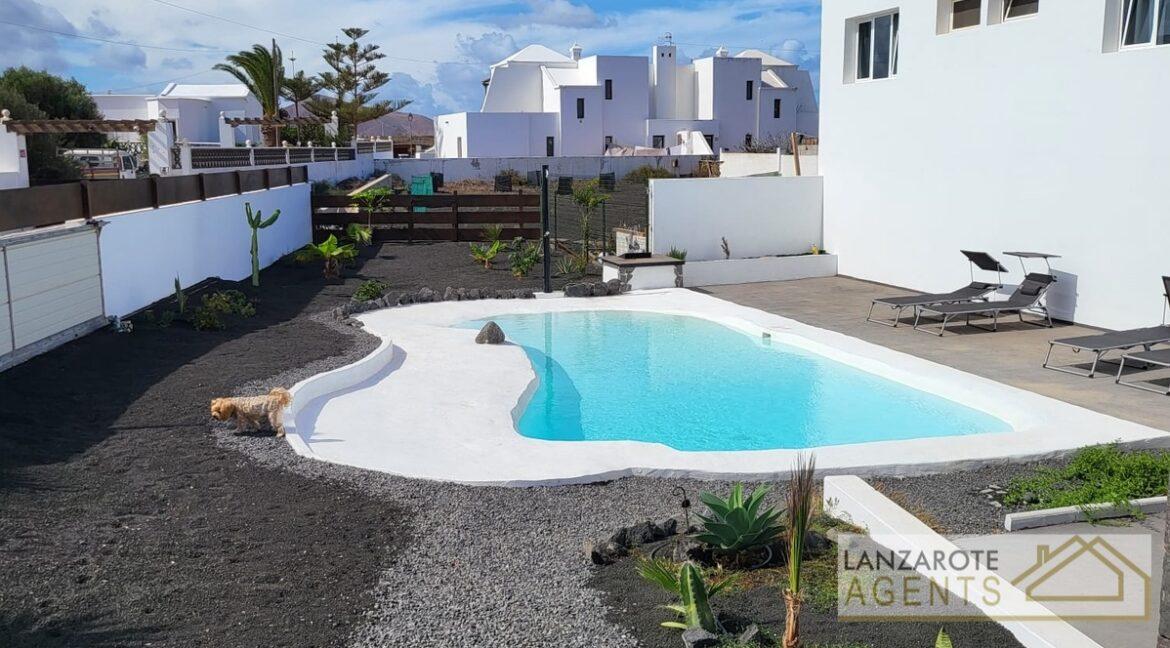 EL CUCHILLO - Lanzarote Agents 10000