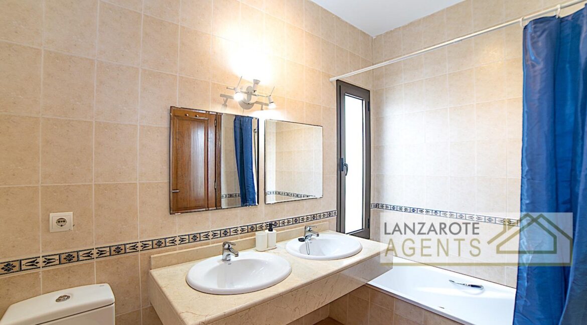 Playa Blanca - Lanzarote Agents 0024