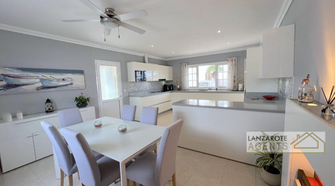 YAIZA - Lanzarote Agents 0040