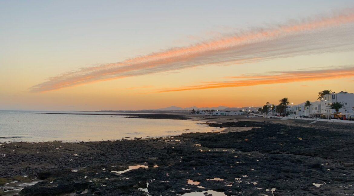 Apartments to buy in Playa Honda.