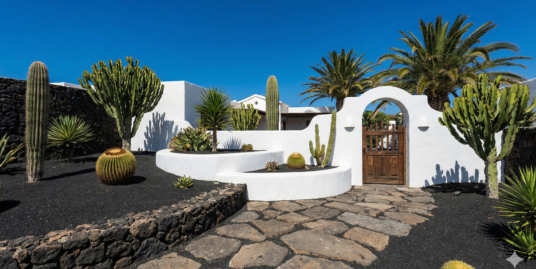 Villa in costa teguise