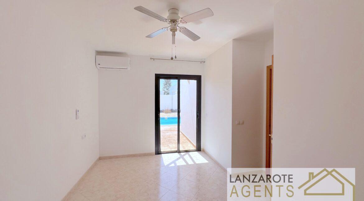 Playa Blanca- Lanzarote Agents 0012