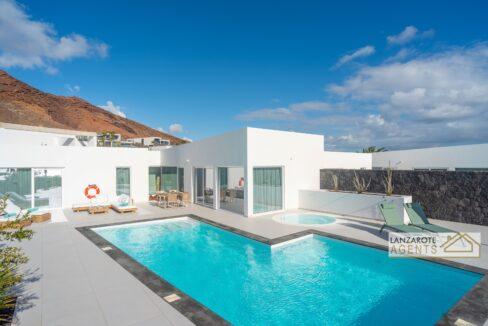 Playa Blanca to Rent - Lanzarote Agents 0037