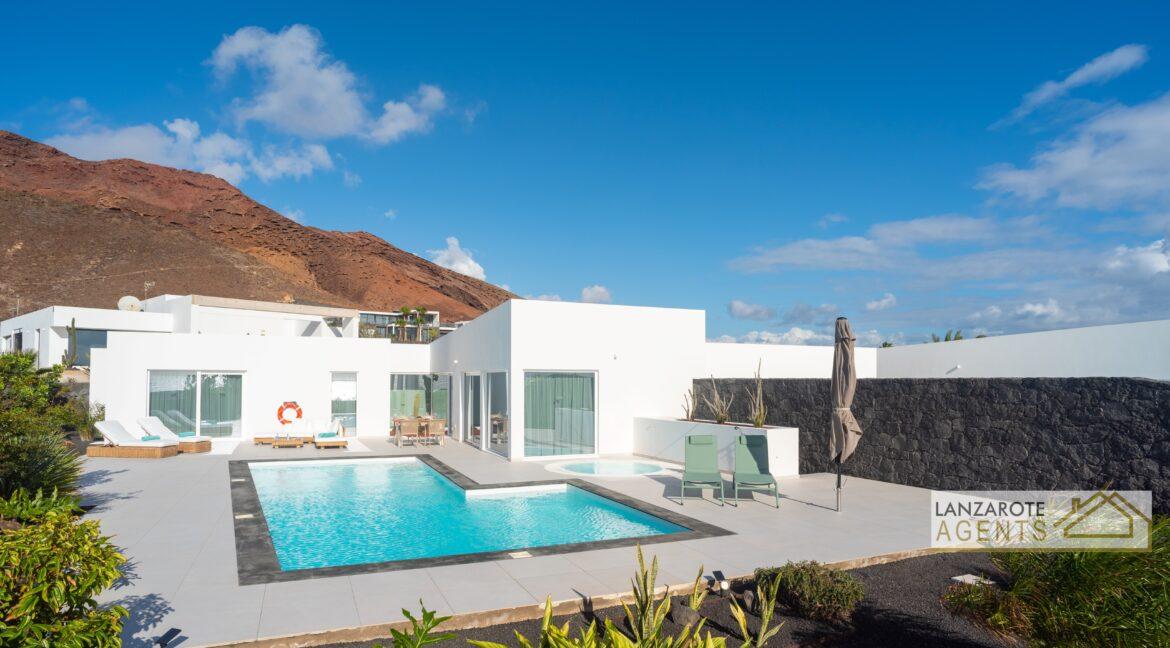 Playa Blanca to Rent - Lanzarote Agents 0038