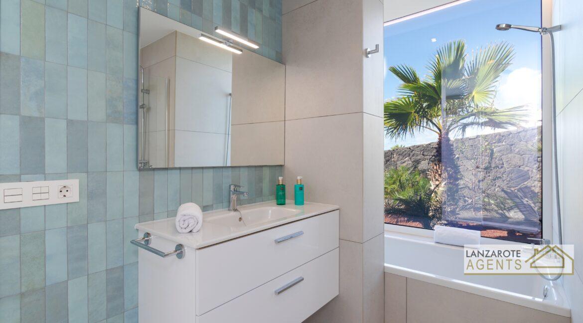 Playa Blanca to Rent - Lanzarote Agents 0049