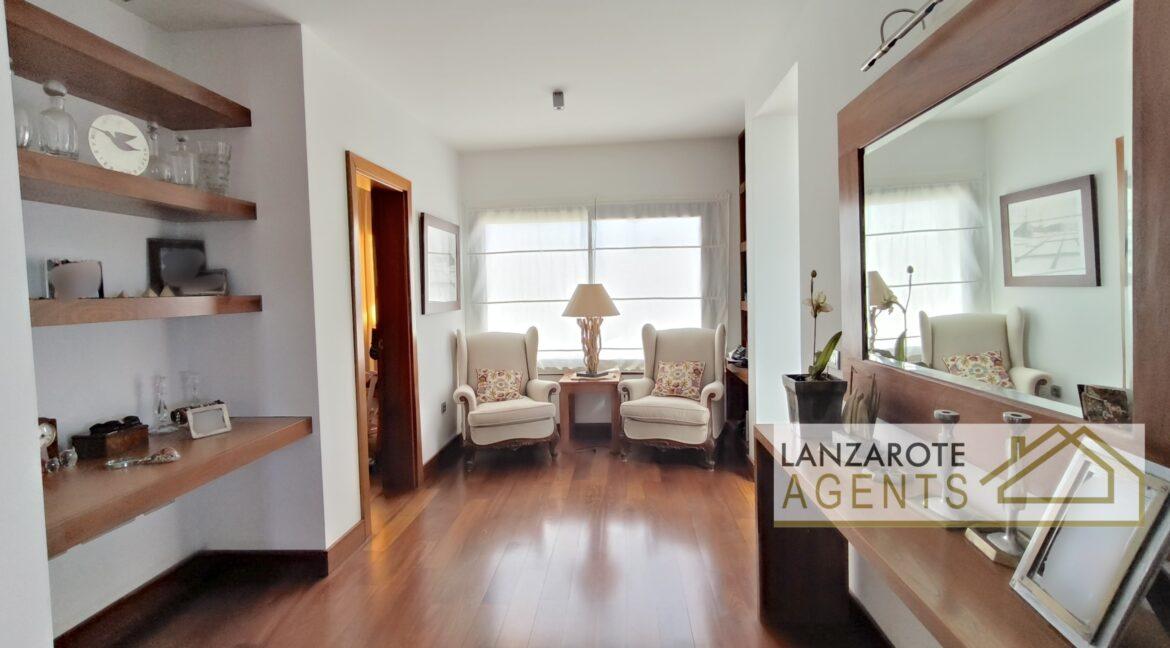 Puerto Calero- Lanzarote Agents 0002