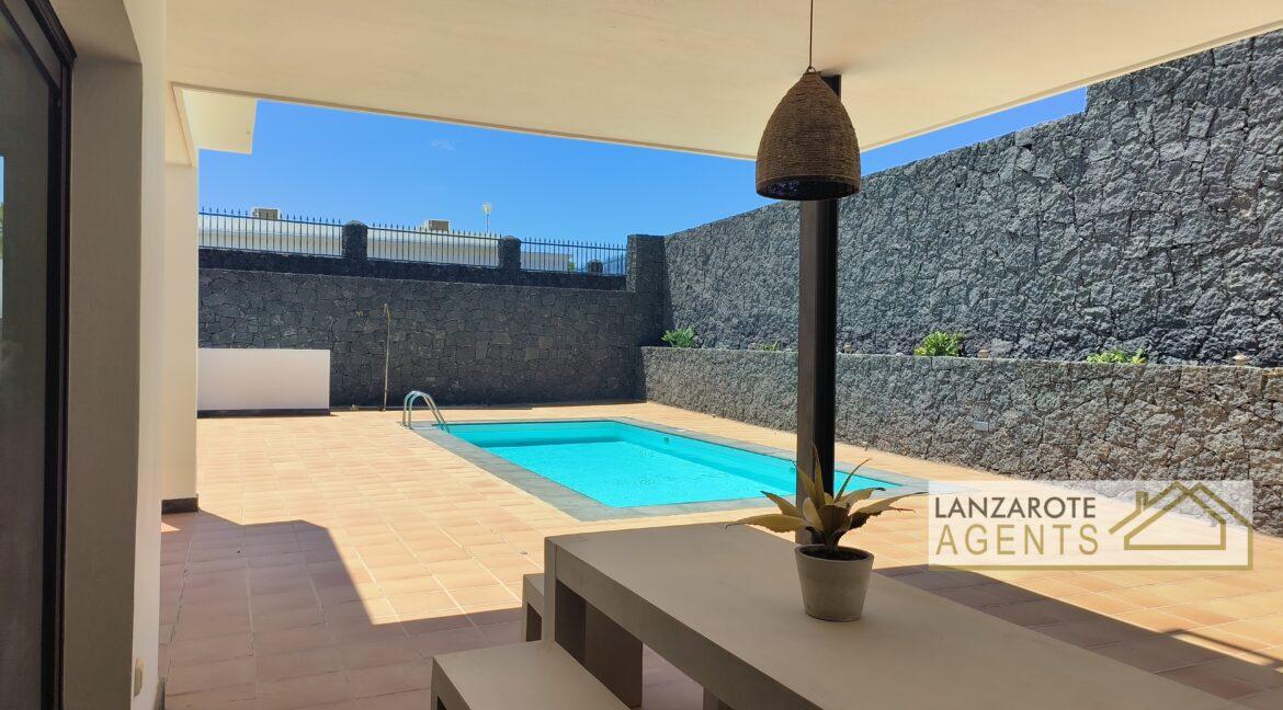 Puerto Calero- Lanzarote Agents 0083