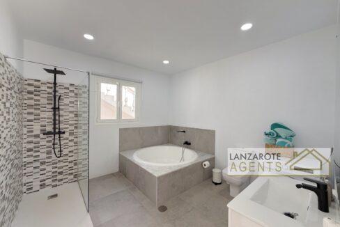 Puerto Calero - Lanzarote Agents 0017